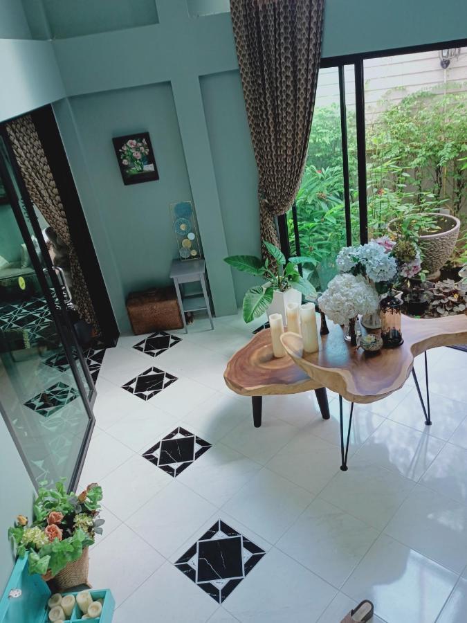 Sri Ngachang Hotel 2*